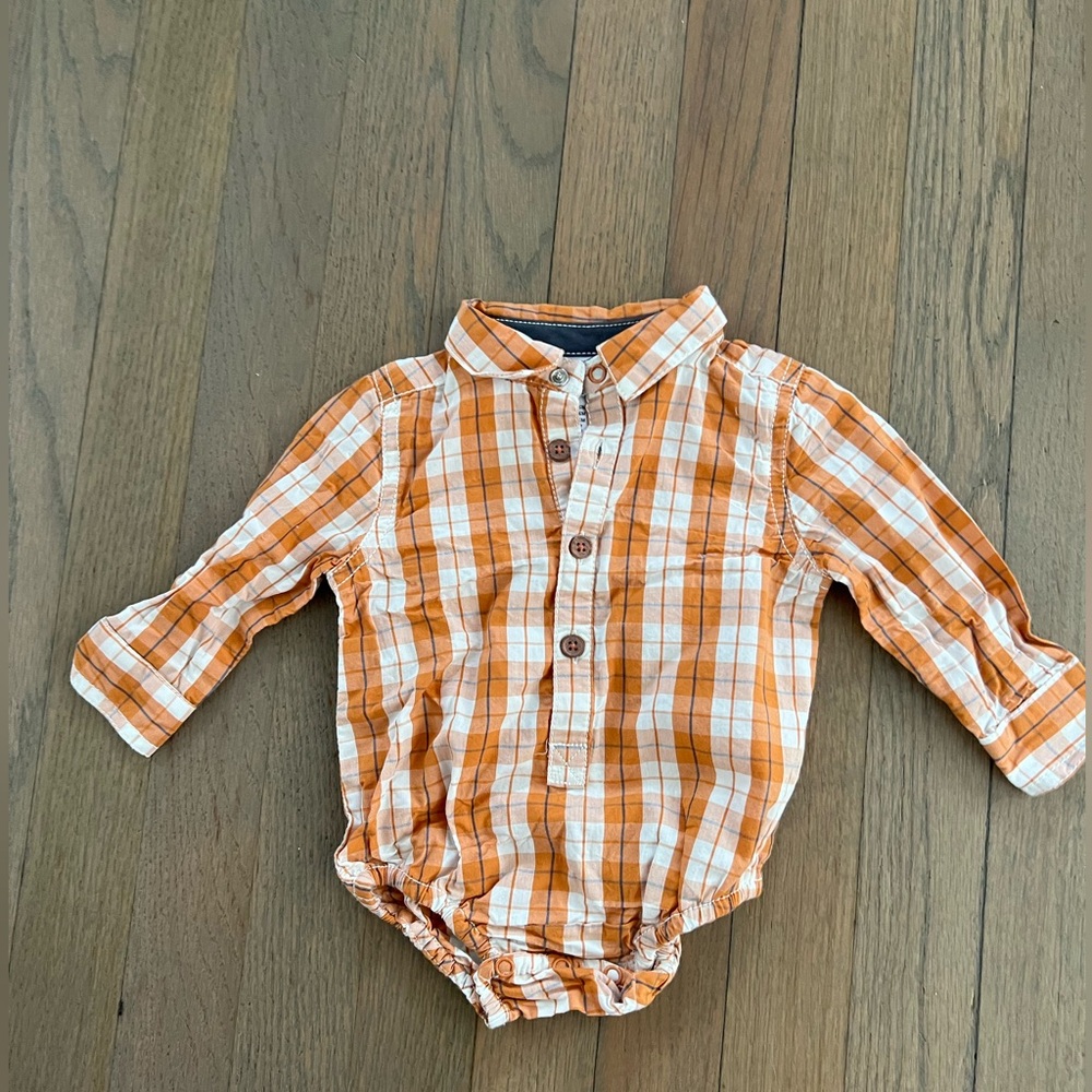 Tommy Bahama Long Sleeve 3-6m Baby Button Down Orange Plaid Onesie